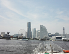 横浜みなとみらいの景色を一望